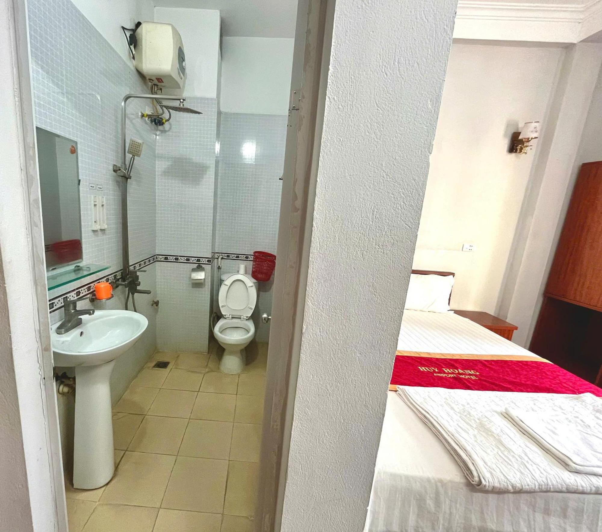 Huy Hoang Airport Bed and Breakfast Hanoi Eksteriør billede